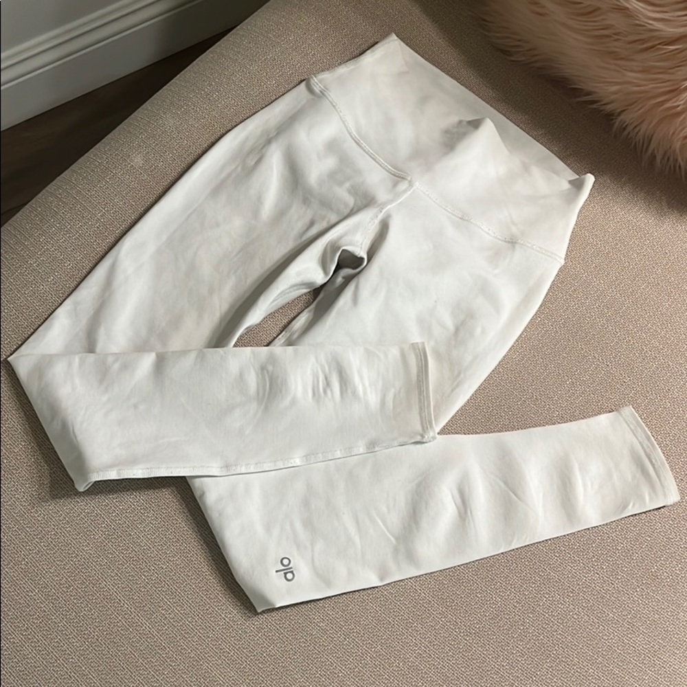 ALO full length ivory leggings